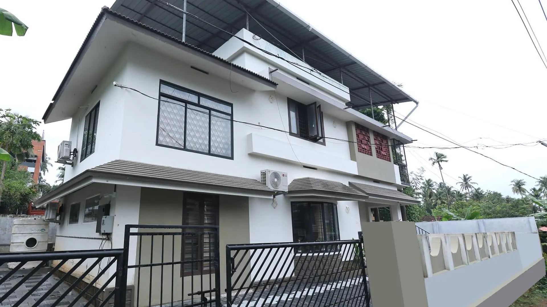 Tranquil Rest House Thrissur
